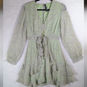 Design Lab Lord & Taylor Light Green Floral Dress